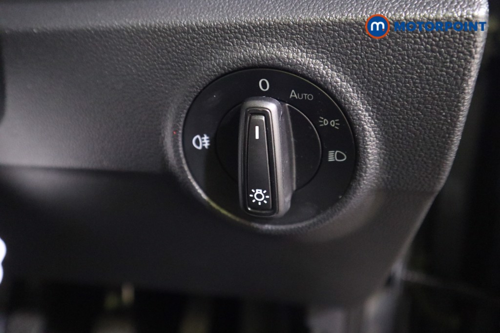 Volkswagen T-Roc Life Manual Petrol SUV - Stock Number (1586790) - 11th supplementary image