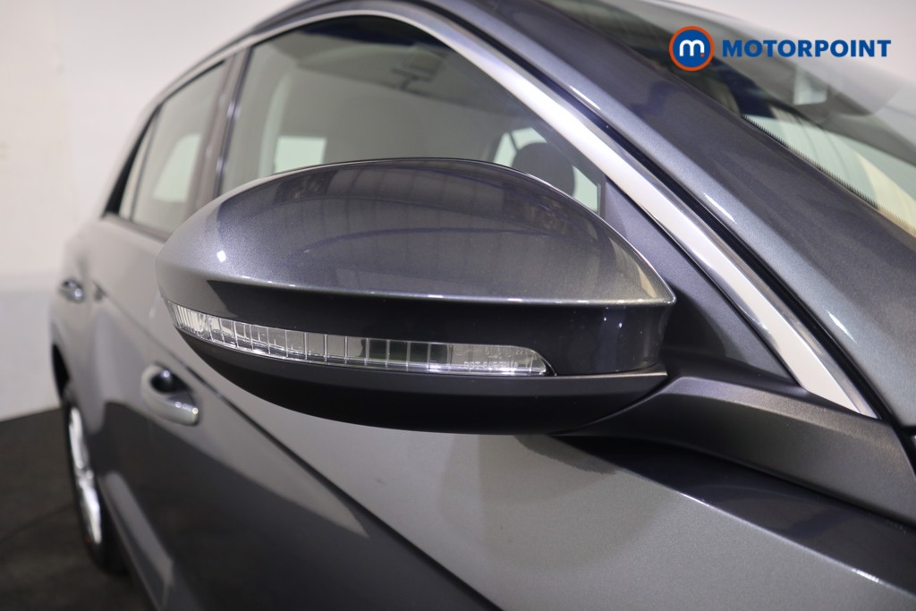 Volkswagen T-Roc Life Manual Petrol SUV - Stock Number (1586790) - 27th supplementary image