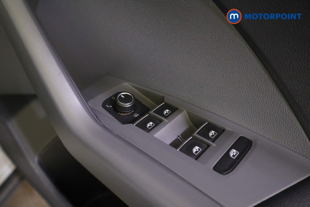 Volkswagen T-Cross SEL Automatic Petrol SUV - Stock Number (1586804) - 12th supplementary image