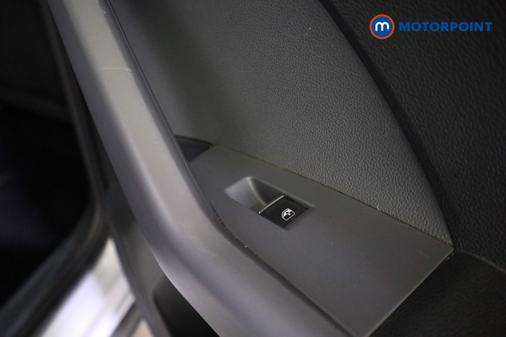 Volkswagen T-Cross SEL Automatic Petrol SUV - Stock Number (1586804) - 17th supplementary image