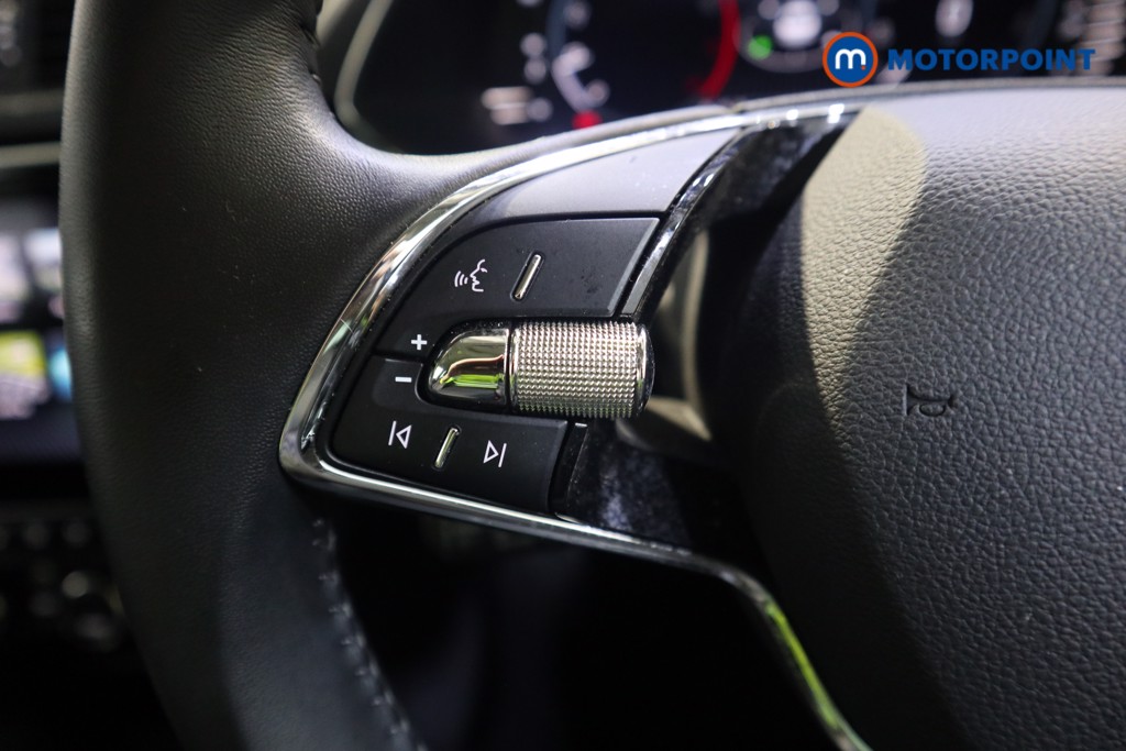 Skoda Superb Se L Manual Petrol Hatchback - Stock Number (1586952) - 3rd supplementary image