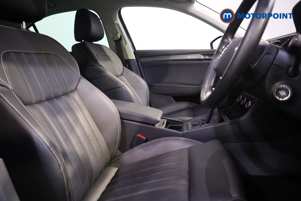 Skoda Superb Se L Manual Petrol Hatchback - Stock Number (1586952) - 13th supplementary image