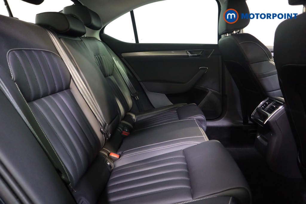 Skoda Superb Se L Manual Petrol Hatchback - Stock Number (1586952) - 14th supplementary image