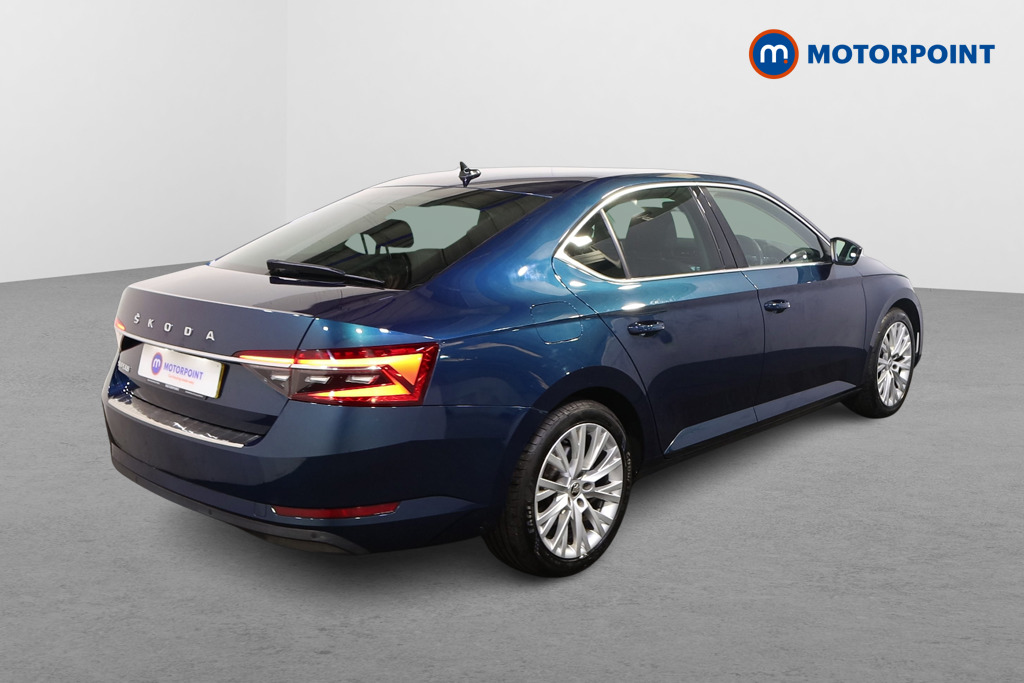 Skoda Superb Se L Manual Petrol Hatchback - Stock Number (1586952) - Drivers side rear corner
