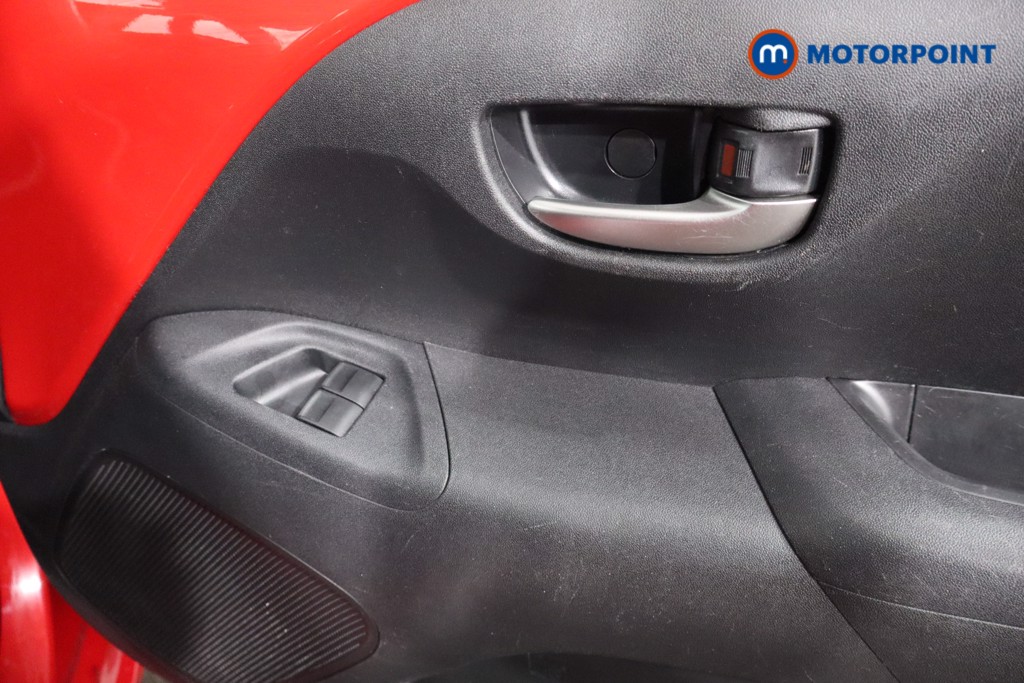Toyota Aygo X-Play Automatic Petrol Hatchback - Stock Number (1587044) - 21st supplementary image