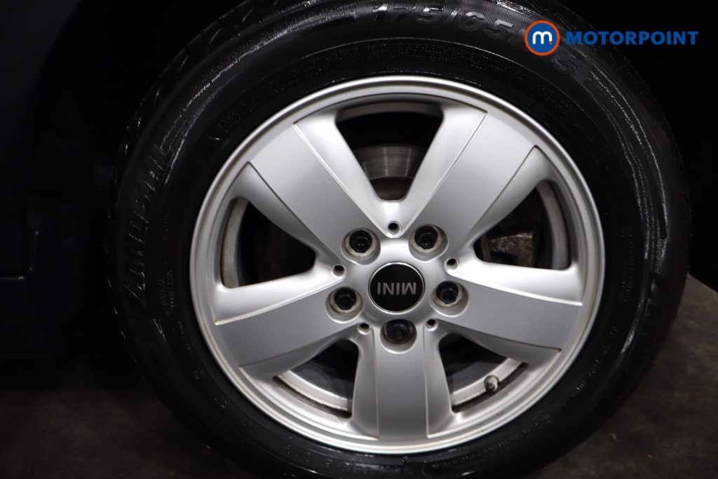 Mini Hatchback Cooper Classic Manual Petrol Hatchback - Stock Number (1587063) - 12th supplementary image