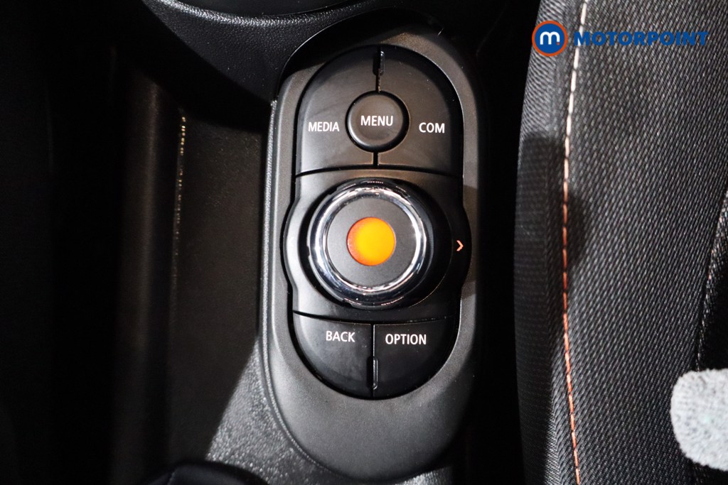 Mini Hatchback Cooper Classic Manual Petrol Hatchback - Stock Number (1587063) - 16th supplementary image