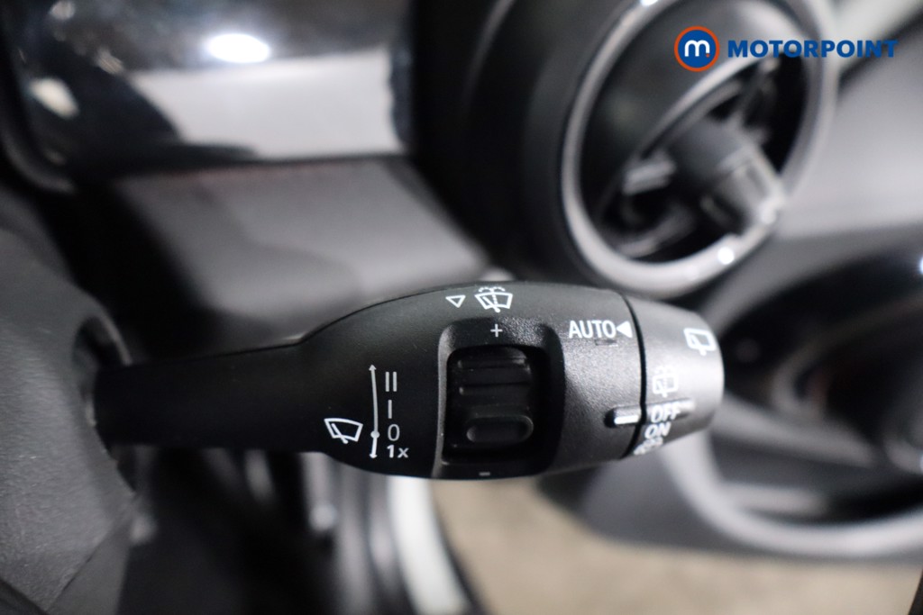 Mini Hatchback Cooper Classic Manual Petrol Hatchback - Stock Number (1587063) - 18th supplementary image