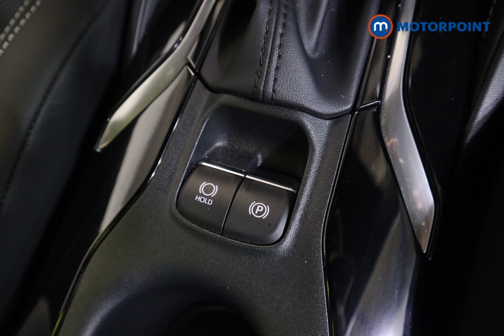 Toyota Corolla Excel Automatic Petrol-Electric Hybrid Hatchback - Stock Number (1587158) - 9th supplementary image