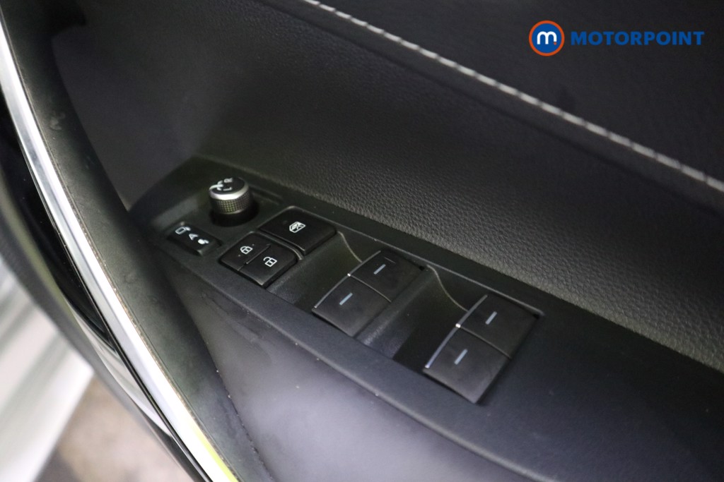 Toyota Corolla Excel Automatic Petrol-Electric Hybrid Hatchback - Stock Number (1587158) - 12th supplementary image