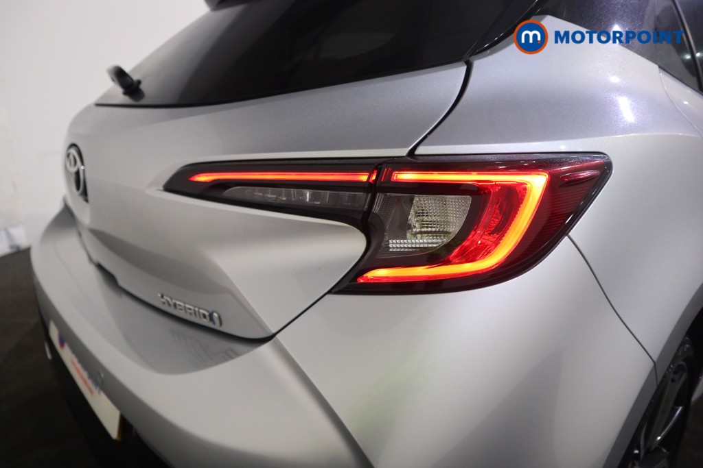 Toyota Corolla Excel Automatic Petrol-Electric Hybrid Hatchback - Stock Number (1587158) - 26th supplementary image