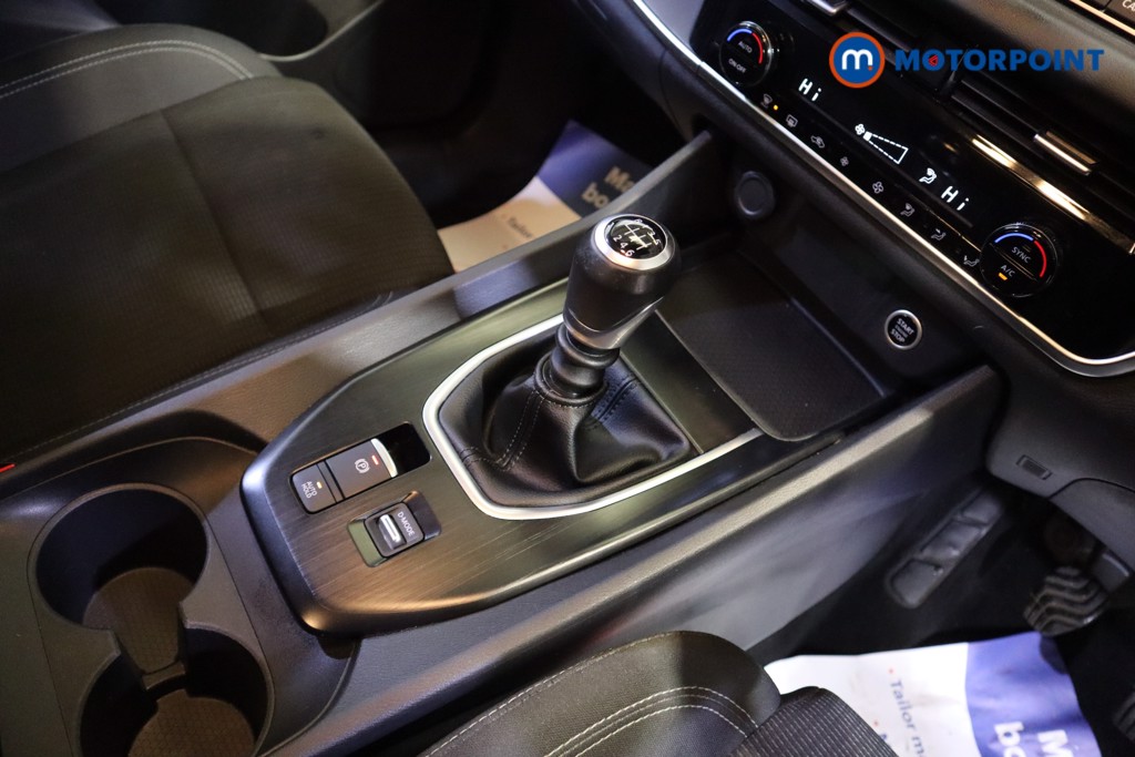 Nissan Qashqai Acenta Premium Manual Petrol SUV - Stock Number (1587228) - 7th supplementary image