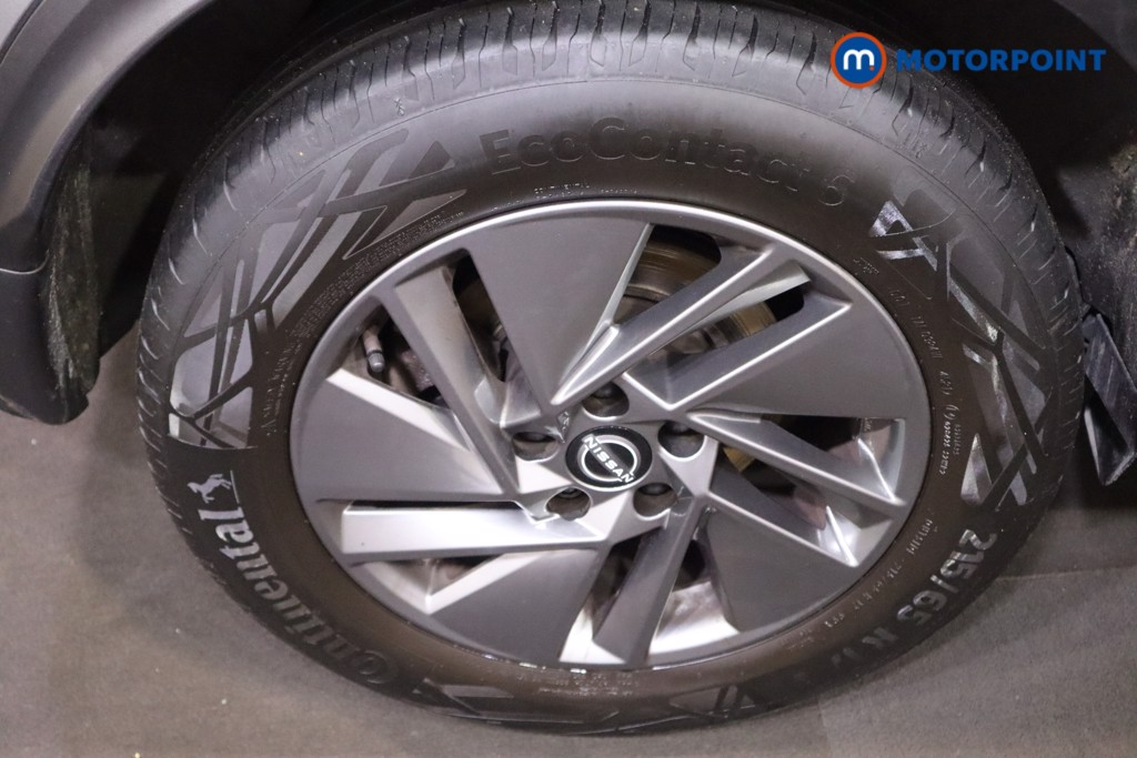 Nissan Qashqai Acenta Premium Manual Petrol SUV - Stock Number (1587228) - 21st supplementary image