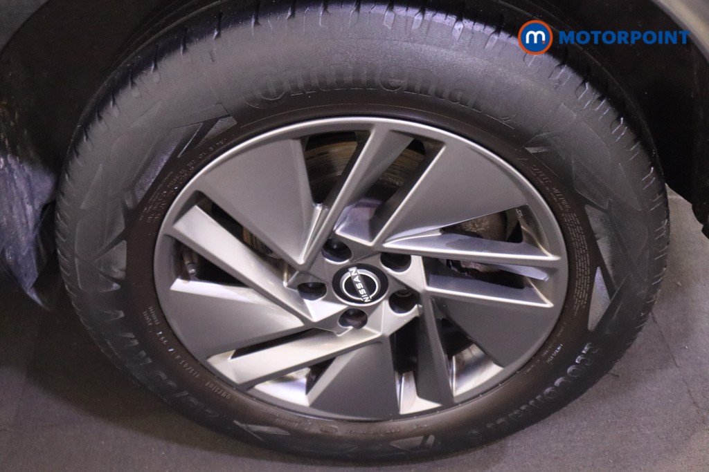 Nissan Qashqai Acenta Premium Manual Petrol SUV - Stock Number (1587228) - 22nd supplementary image