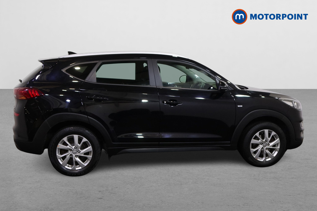 Hyundai Tucson Se Nav Manual Diesel SUV - Stock Number (1587249) - Drivers side
