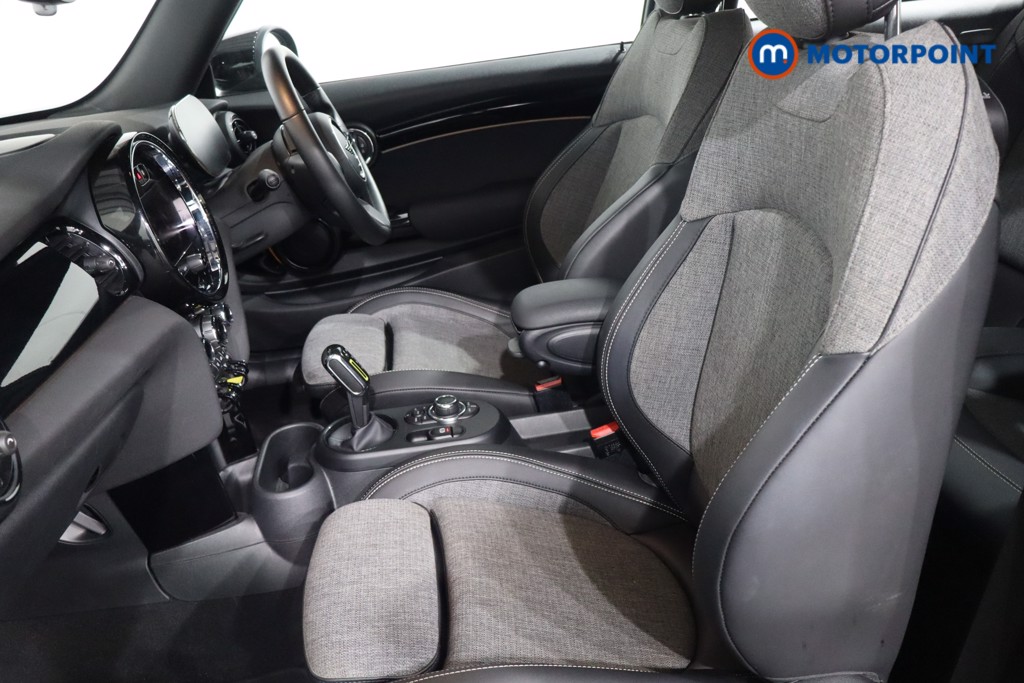 Mini Hatchback Cooper S Level 2 Automatic Electric Hatchback - Stock Number (1587289) - 4th supplementary image