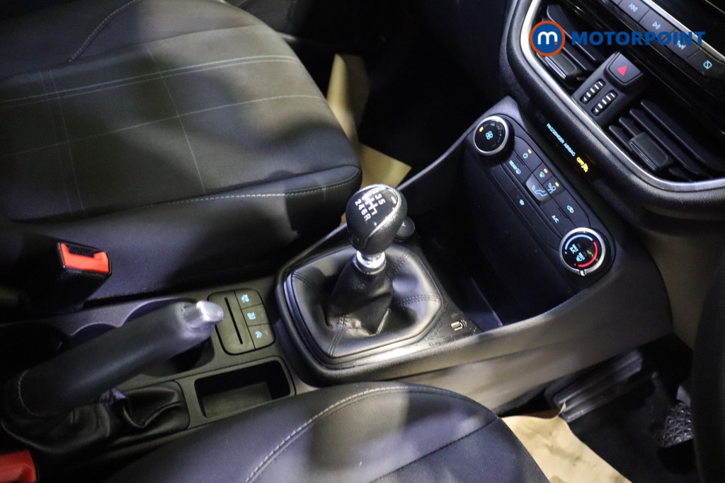 Ford Fiesta Trend Manual Petrol Hatchback - Stock Number (1587500) - 8th supplementary image