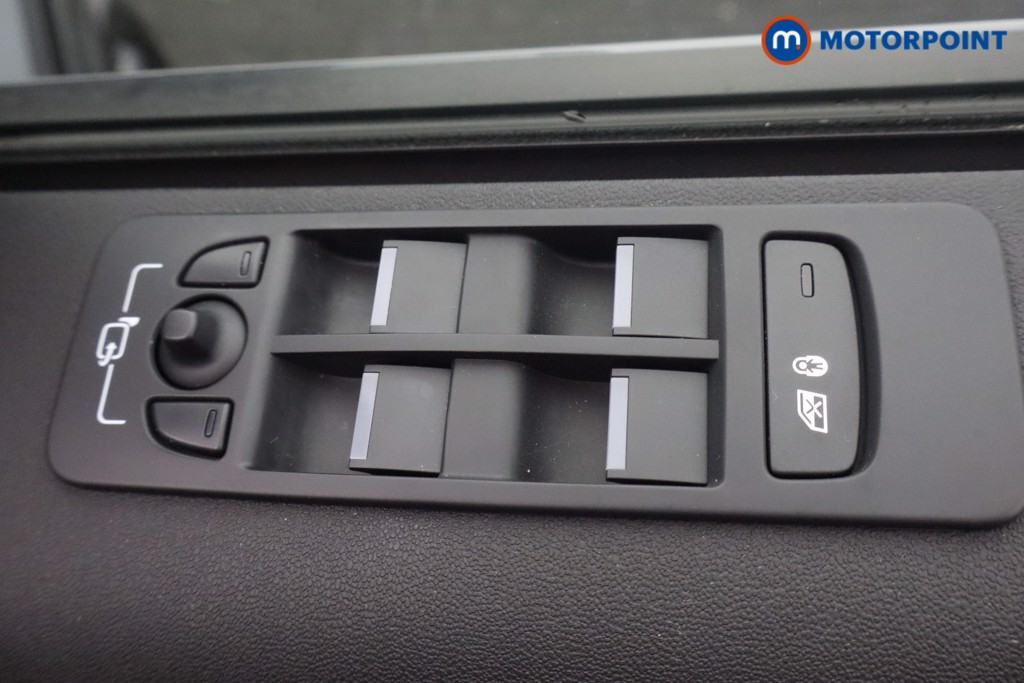 Land Rover Discovery Sport Dynamic Se Automatic Diesel SUV - Stock Number (1587529) - 15th supplementary image