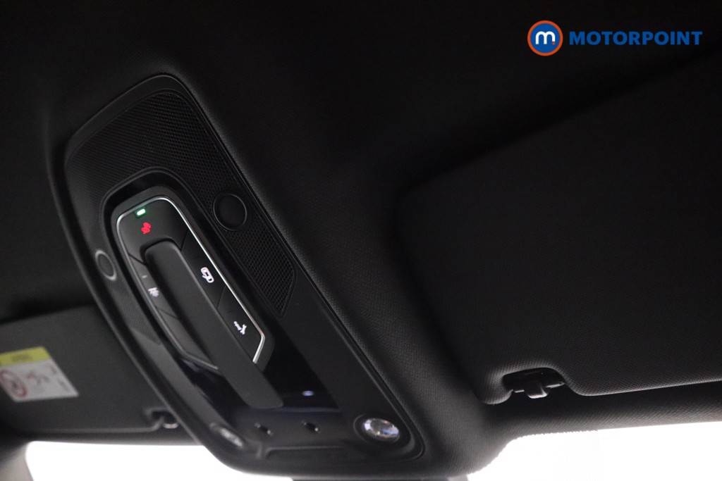 Audi A4 Black Edition Manual Petrol Estate - Stock Number (1587609) - 8th supplementary image