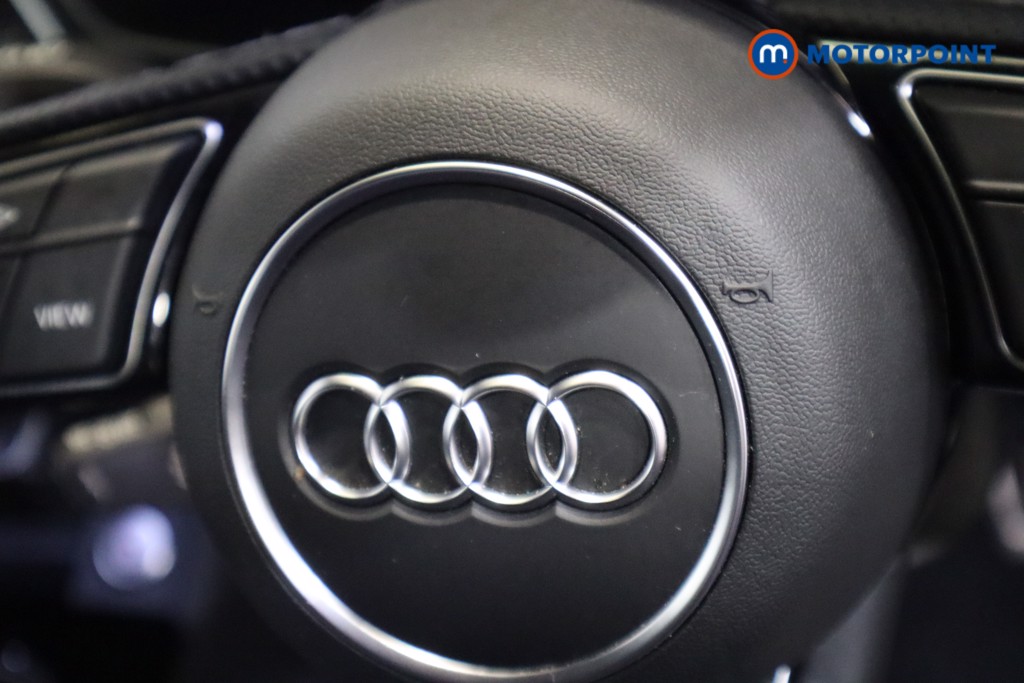 Audi A4 Black Edition Manual Petrol Estate - Stock Number (1587609) - 14th supplementary image