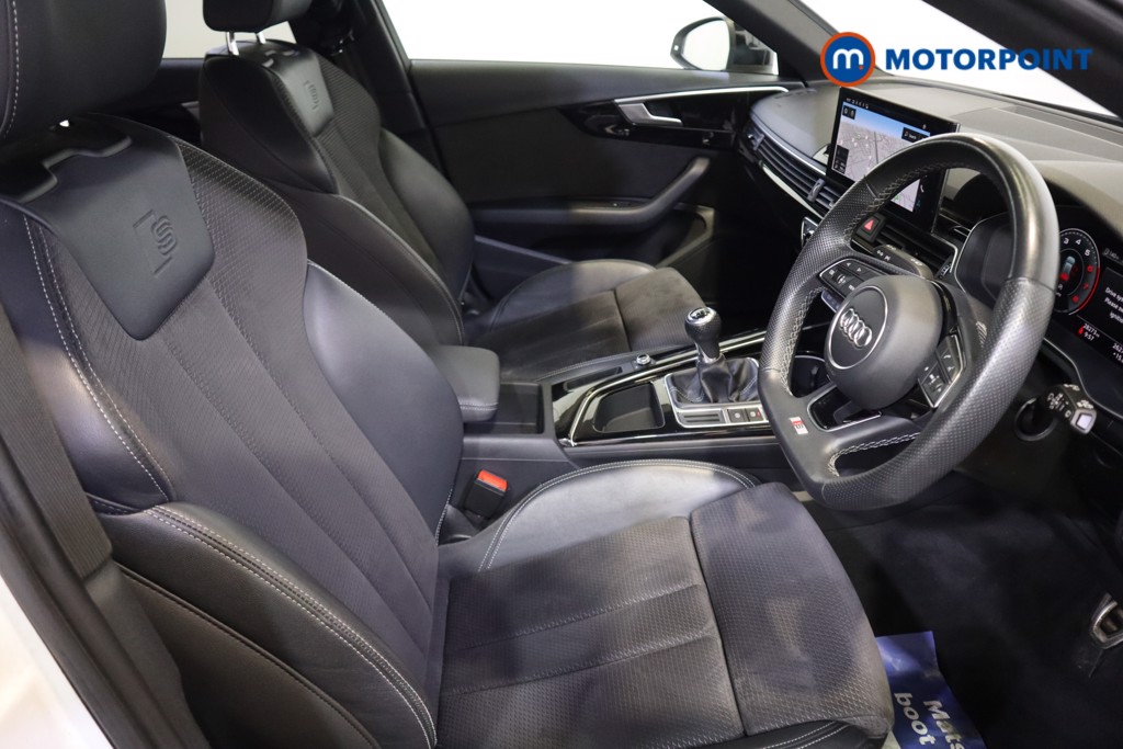 Audi A4 Black Edition Manual Petrol Estate - Stock Number (1587609) - 17th supplementary image