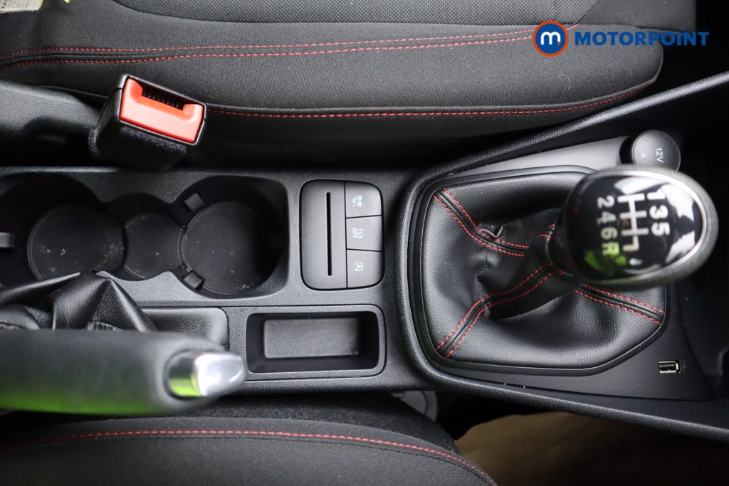 Ford Fiesta St-Line Manual Petrol Hatchback - Stock Number (1587704) - 4th supplementary image