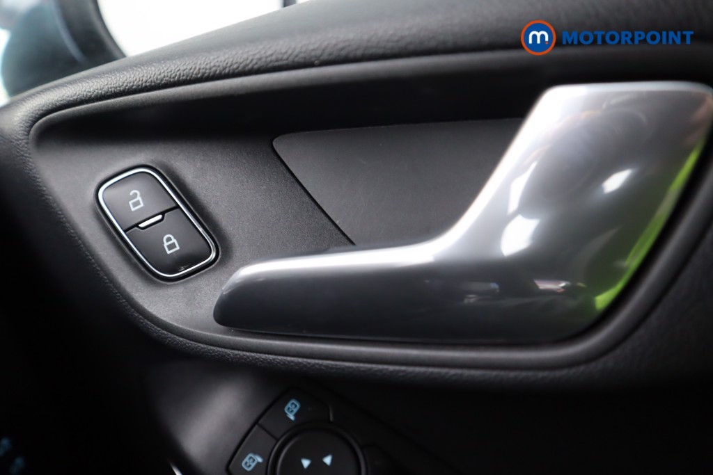Ford Fiesta St-Line Manual Petrol Hatchback - Stock Number (1587704) - 9th supplementary image