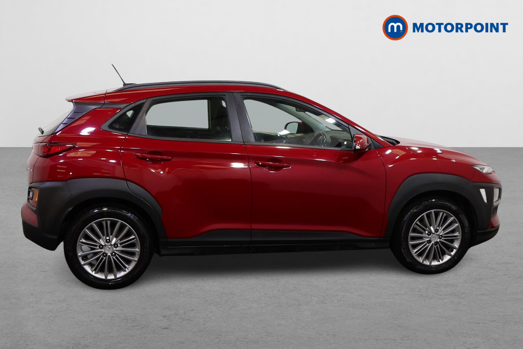 Hyundai Kona SE Manual Petrol SUV - Stock Number (1587756) - Drivers side
