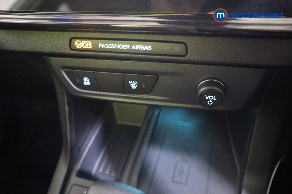 Ford Puma St-Line X Automatic Petrol SUV - Stock Number (1587803) - 8th supplementary image