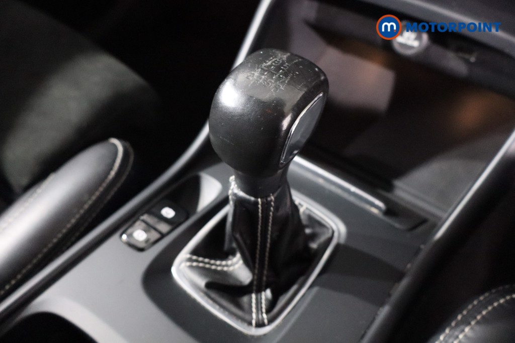 Volvo Xc40 R Design Manual Petrol SUV - Stock Number (1565482) - 14th supplementary image