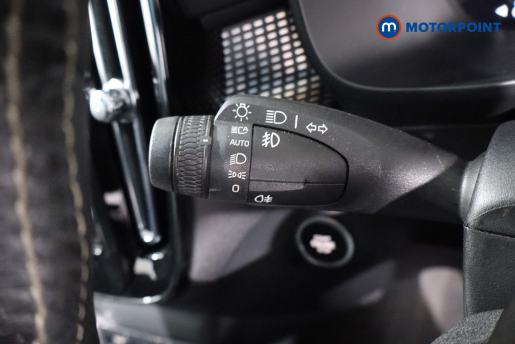 Volvo Xc40 R Design Manual Petrol SUV - Stock Number (1565482) - 18th supplementary image