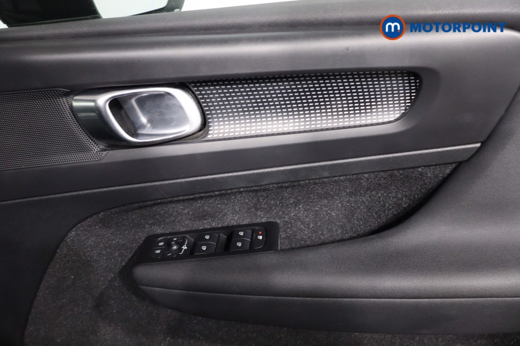 Volvo Xc40 R Design Manual Petrol SUV - Stock Number (1565482) - 20th supplementary image