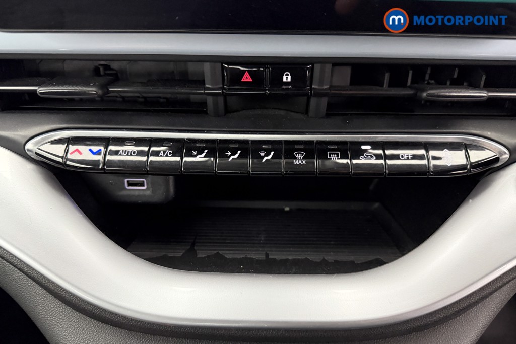 Fiat 500 Icon Automatic Electric Hatchback - Stock Number (1567540) - 9th supplementary image
