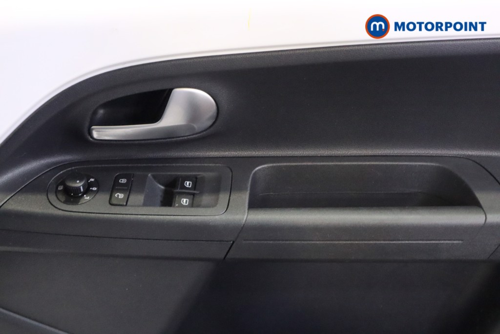 Volkswagen UP High Up Manual Petrol Hatchback - Stock Number (1575387) - 14th supplementary image
