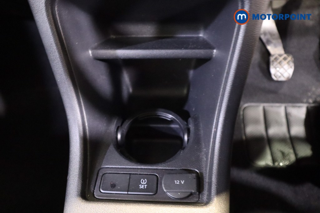 Volkswagen UP High Up Manual Petrol Hatchback - Stock Number (1575387) - 22nd supplementary image