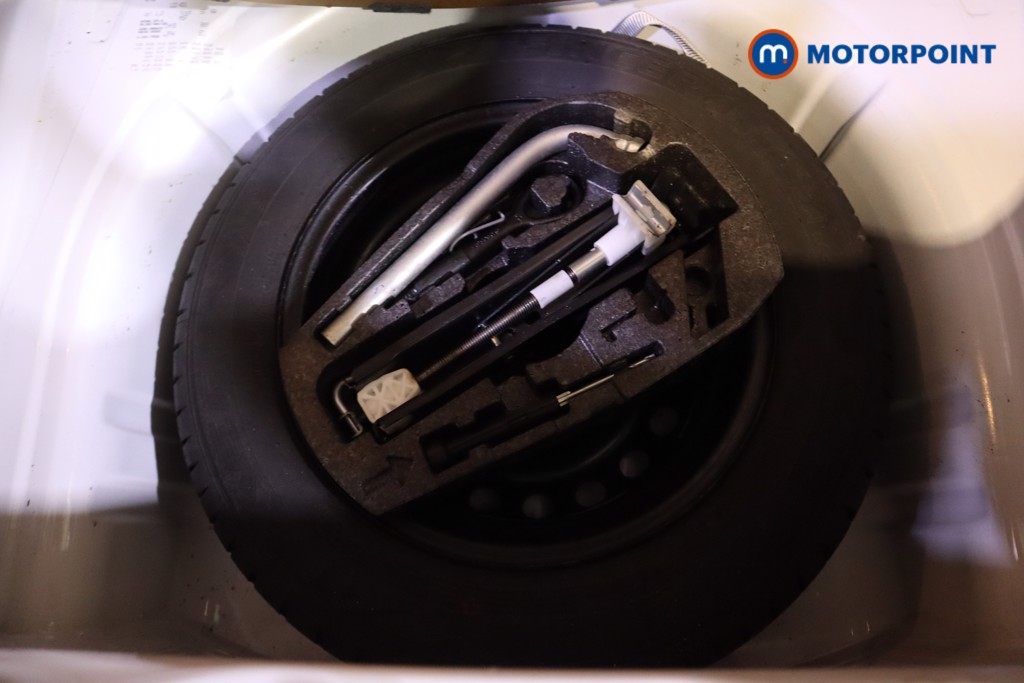 Volkswagen UP High Up Manual Petrol Hatchback - Stock Number (1575387) - 26th supplementary image