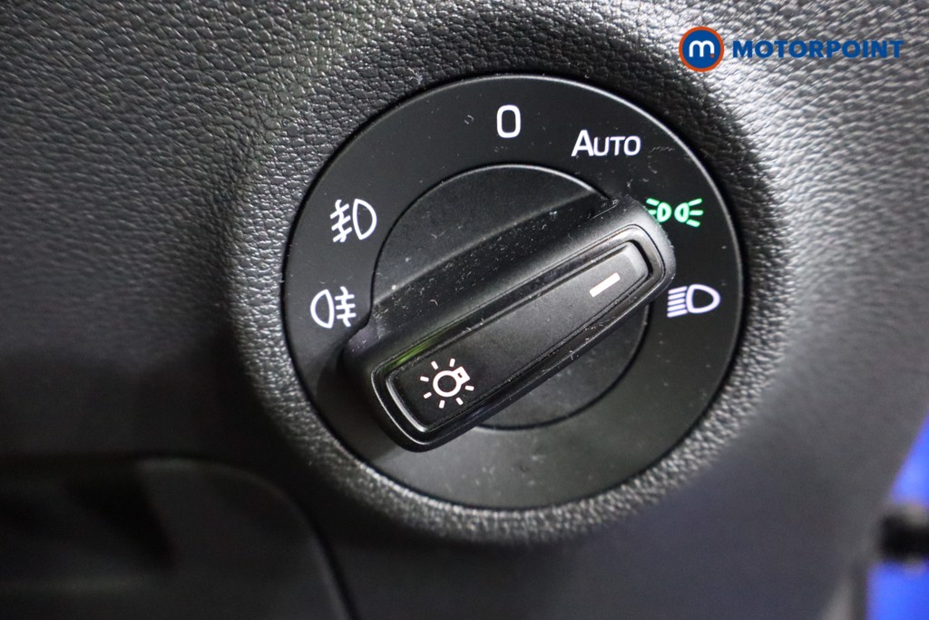 Skoda Karoq Se Technology Manual Diesel SUV - Stock Number (1577017) - 18th supplementary image