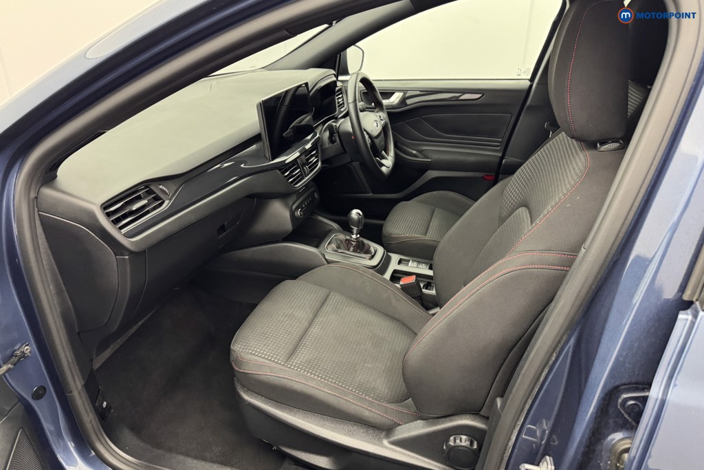 Ford Focus St-Line Manual Petrol Hatchback - Stock Number (1577821) - 9th supplementary image