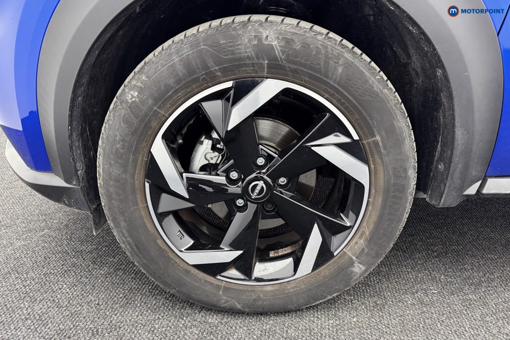 Nissan Juke N-Connecta Automatic Petrol SUV - Stock Number (1578970) - 23rd supplementary image