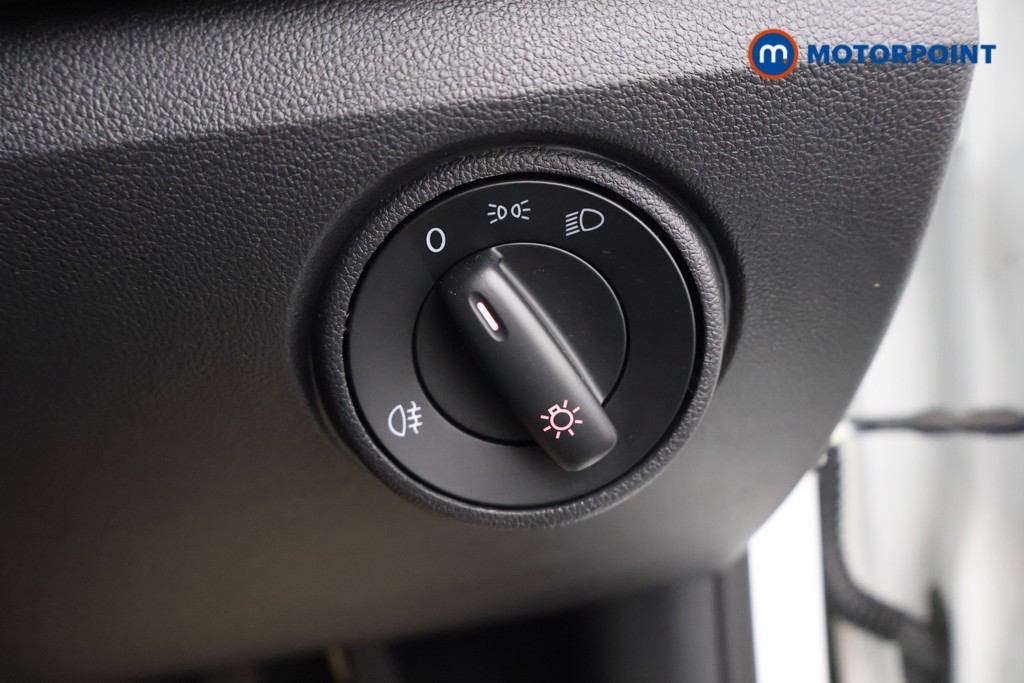Volkswagen UP Move Up Manual Petrol Hatchback - Stock Number (1579224) - 3rd supplementary image