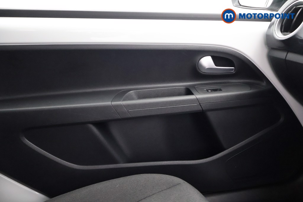Volkswagen UP Move Up Manual Petrol Hatchback - Stock Number (1579224) - 12th supplementary image