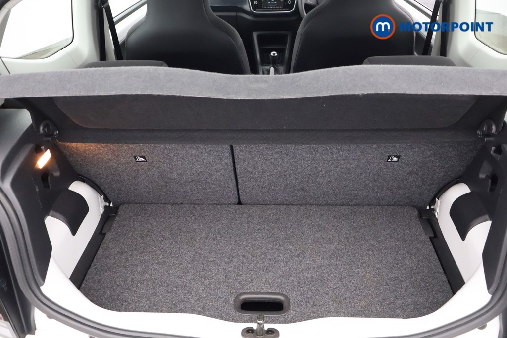 Volkswagen UP Move Up Manual Petrol Hatchback - Stock Number (1579224) - 21st supplementary image