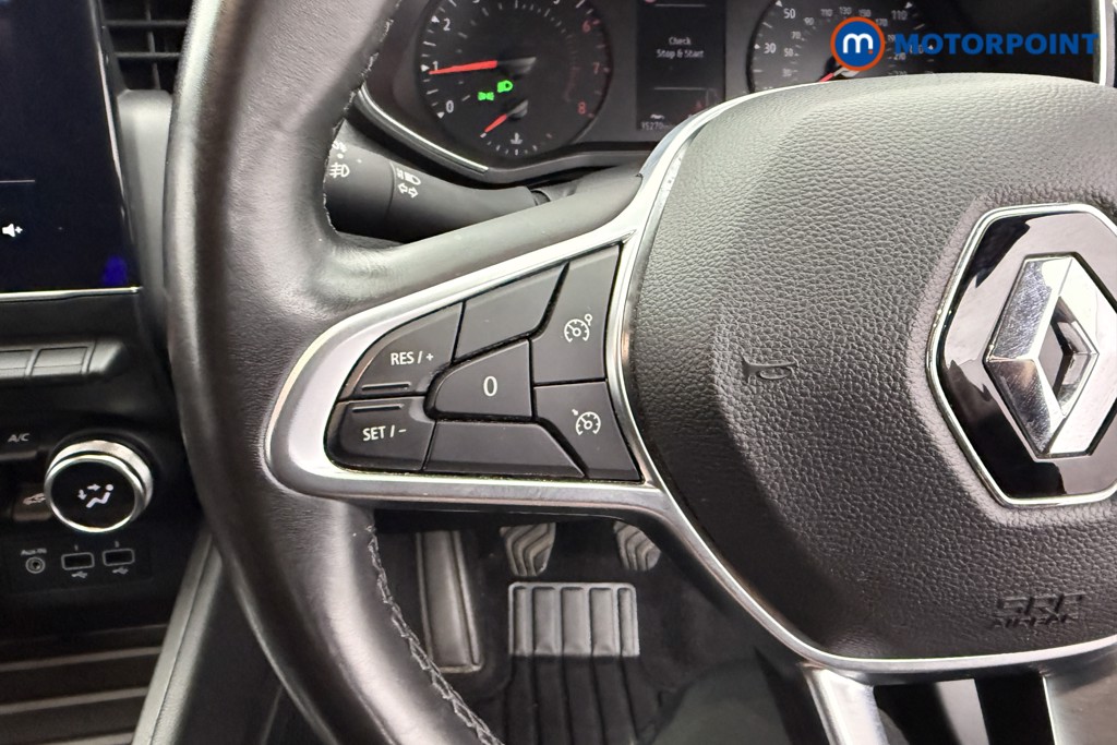 Renault Clio Iconic Manual Petrol Hatchback - Stock Number (1579375) - 12th supplementary image