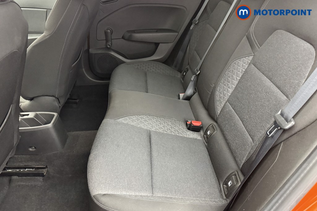 Renault Clio Iconic Manual Petrol Hatchback - Stock Number (1579375) - 22nd supplementary image