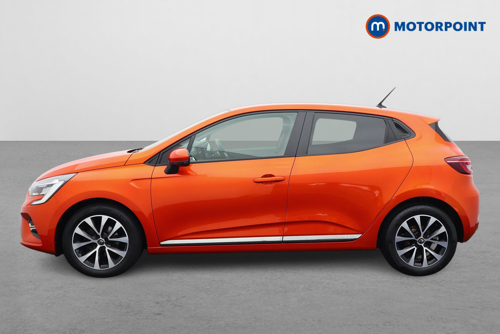 Renault Clio Iconic Manual Petrol Hatchback - Stock Number (1579375) - Passenger side