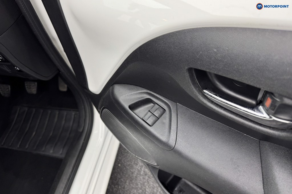 Toyota Aygo X-Press Manual Petrol Hatchback - Stock Number (1580484) - 17th supplementary image