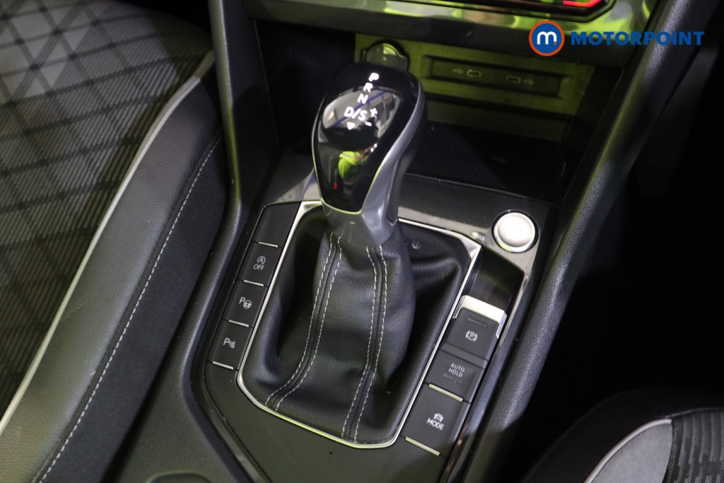 Volkswagen Tiguan R-Line Automatic Petrol SUV - Stock Number (1580936) - 10th supplementary image