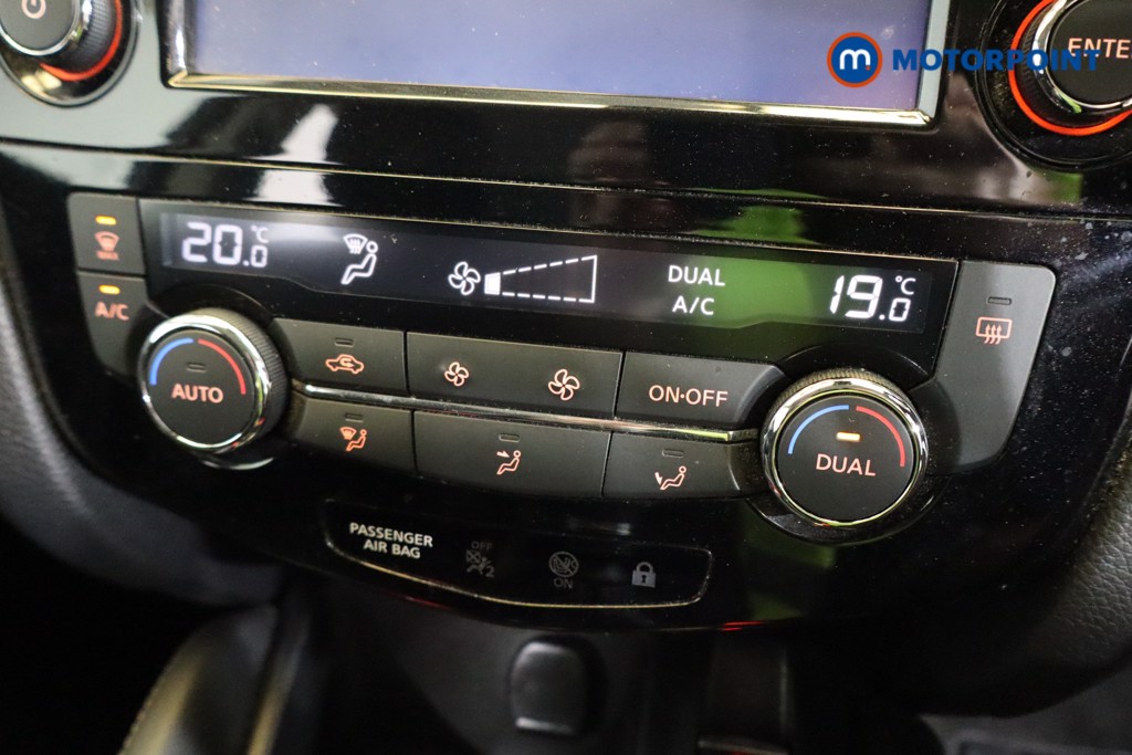 Nissan Qashqai Acenta Premium Manual Diesel SUV - Stock Number (1580989) - 10th supplementary image