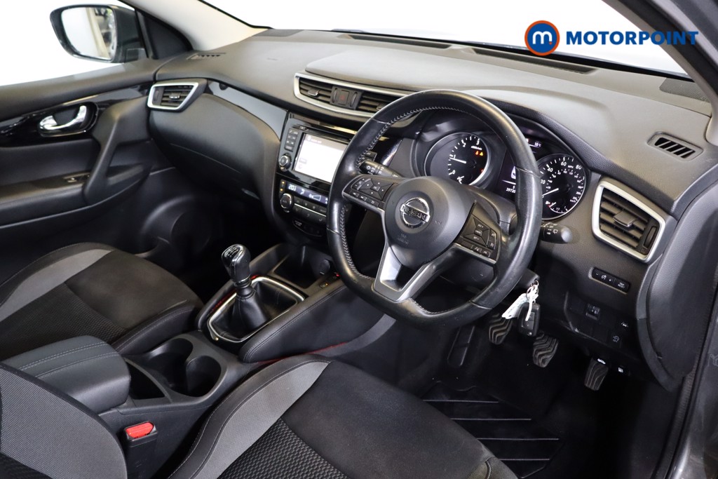Nissan Qashqai Acenta Premium Manual Diesel SUV - Stock Number (1580989) - 1st supplementary image