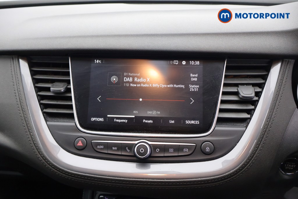 Vauxhall Grandland X Elite Nav Automatic Petrol Plug-In Hybrid SUV - Stock Number (1581110) - 8th supplementary image